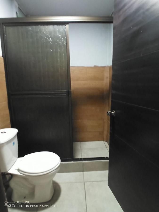 Hogar Tico-Estadounidense Cerca De Aeropuerto Alajuela Exteriér fotografie